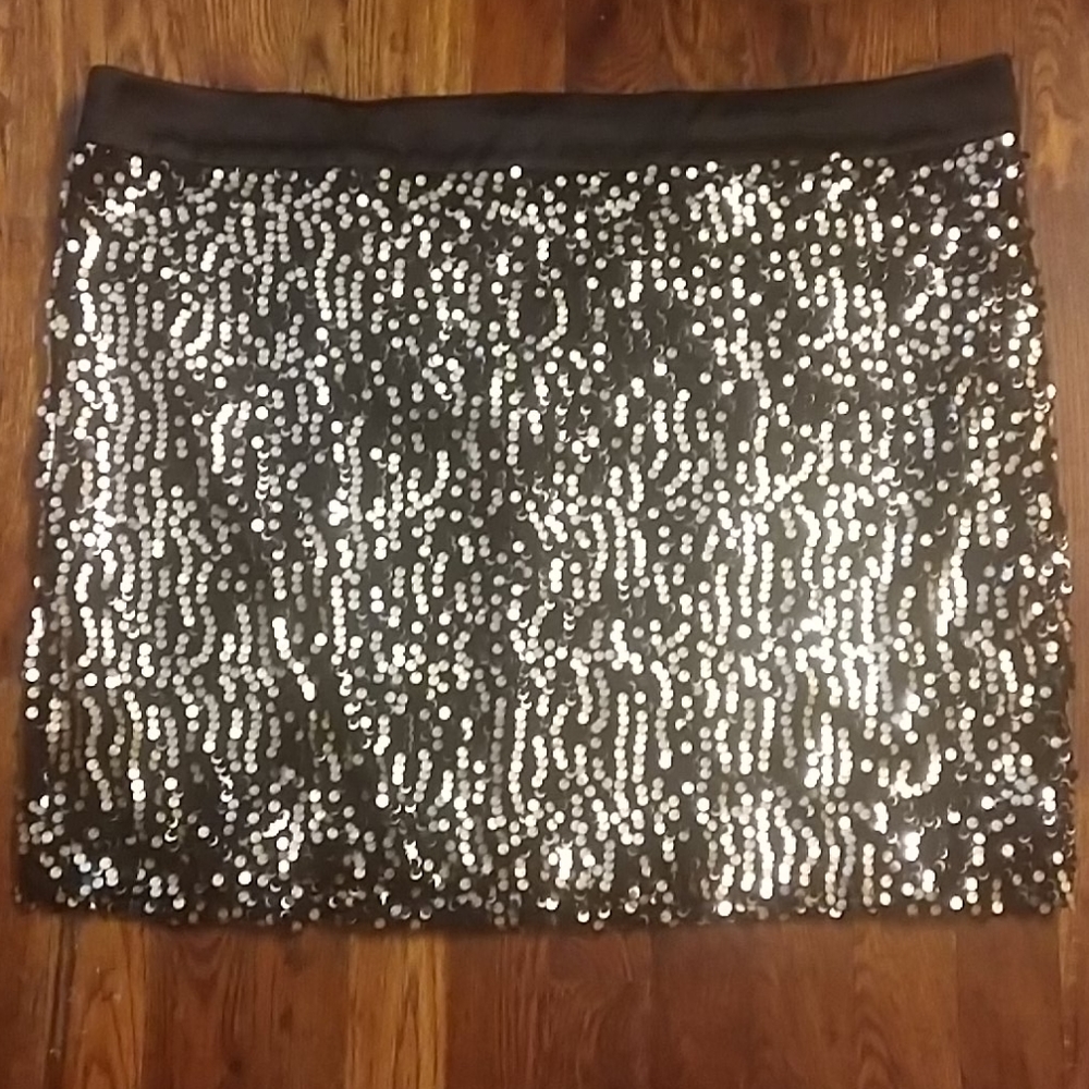 Forever 21+ sequin mini